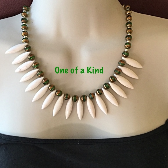 Ldmtreasures Jewelry - Price Drop💋Green Spike Necklace, Bohemian Ladies